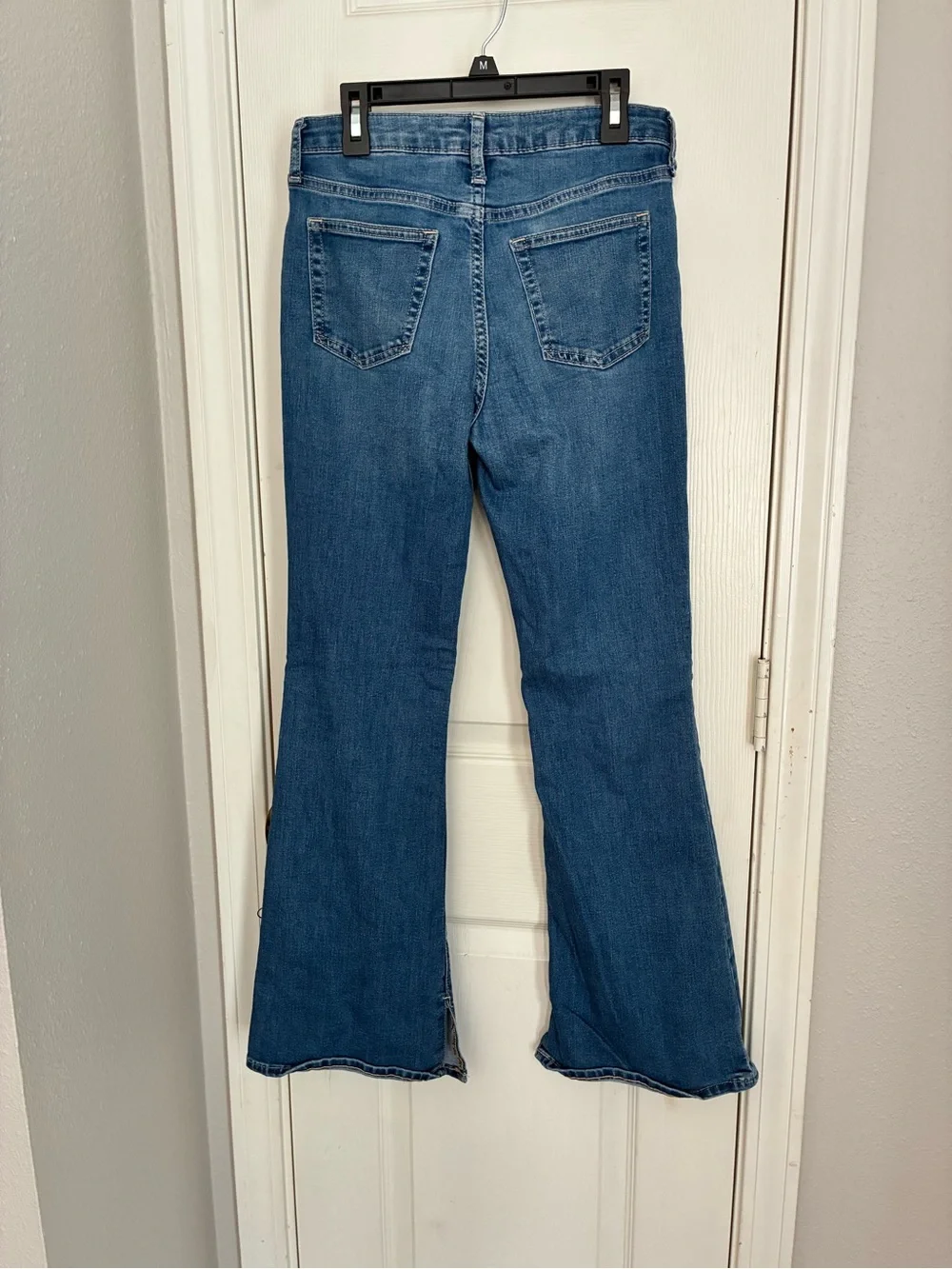 GAP Medium Blue Flare Jeans - Women's